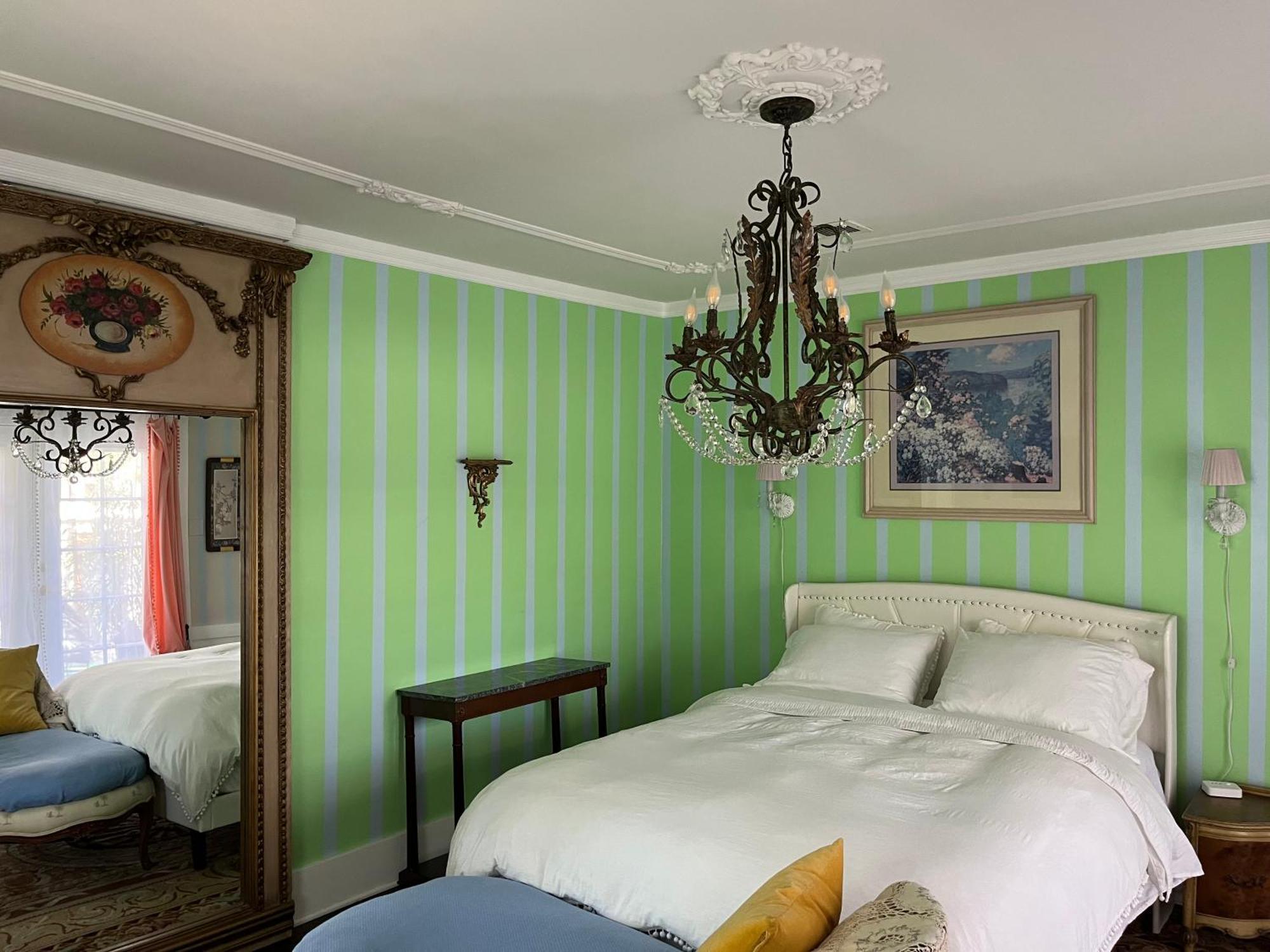 Hollywood Home ロサンゼルス 部屋 写真